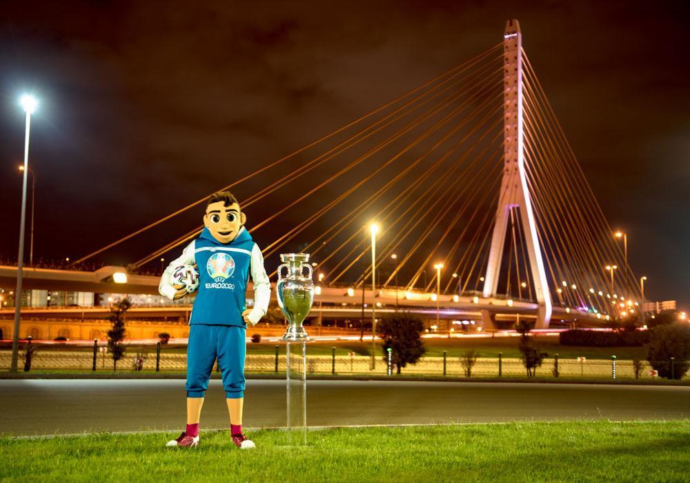 &ldquo;Anri Delone&rdquo; Bakını gəzir &ndash; FOTO